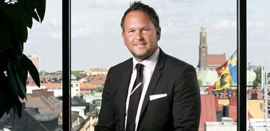 Carnegie Private Banking, med chefen Jonas Predikaka, har toppat listan fyra år i rad som bäst i branschen. 