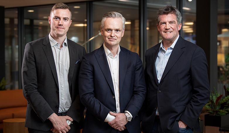 Sebastian Harung, CEO Kameo, Jonas Ström, VD på ABG Sundal Collier och Ilijan Batljan. Foto: Kameo