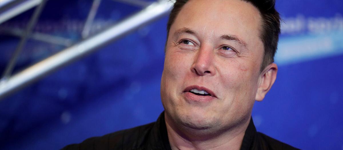 Twitter stämmer Musk för att driva igenom uppköp