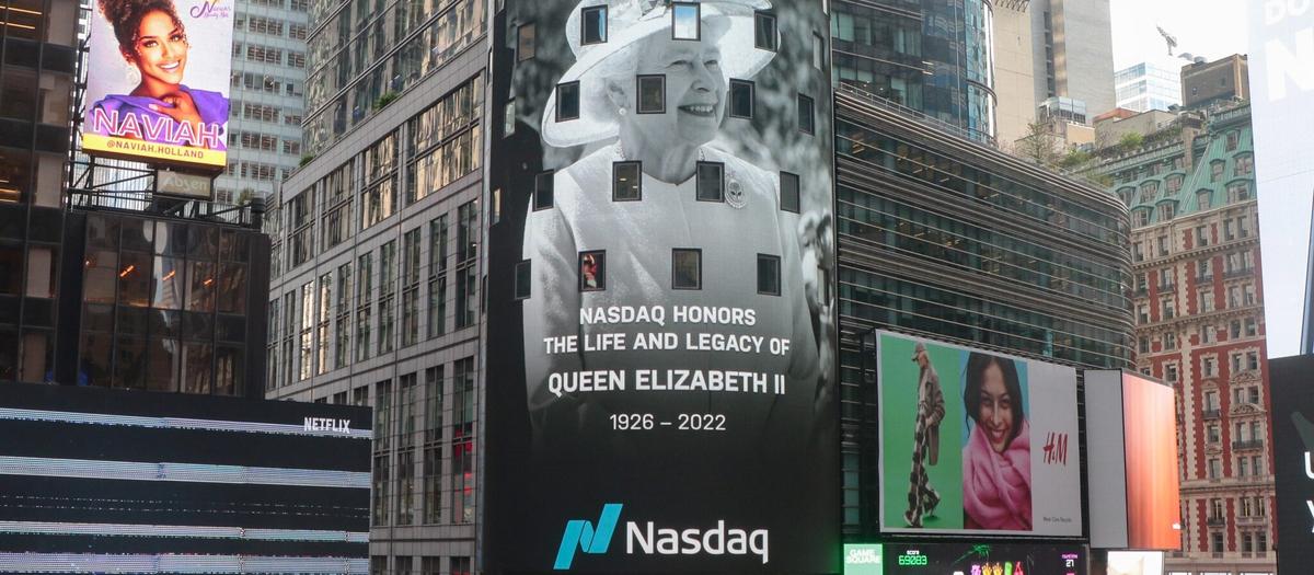 Nasdaq hedrar drottning Elizabeth med tyst minut