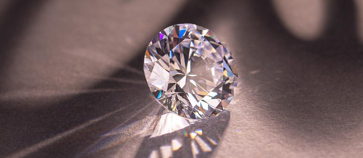 De Beers sänker diamantpriserna med runt 10 procent 