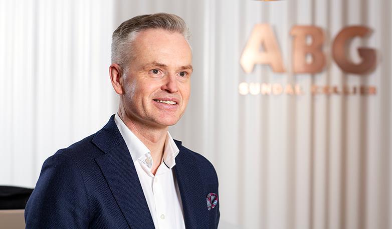 "Vi har tillgång till ett unikt investerarkollektiv i Norden. Det finns väldigt många mindre fonder, stiftelser och institutioner som möjliggör mindre börsnoteringar och nyemissioner. Bolag behöver alltså inte locka de stora jättefonderna med jättetransa