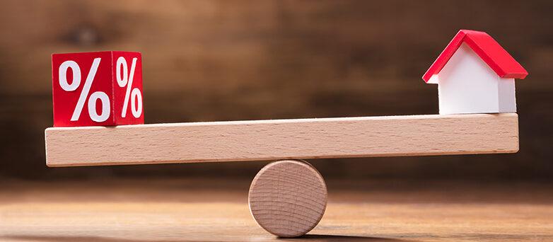 Swedbank: huspriserna väntas falla så länge osäkerheten kring bolåneräntorna kvarstår