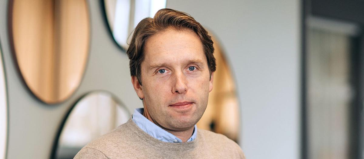 Stabelos boprisindex noterar ofta botten eller toppen 1–2 månader före bostäderna – och just nu indikerar indexet att priserna är på väg upp igen, enligt Stabelos vd Hampus Brodén. Foto: Pressbild