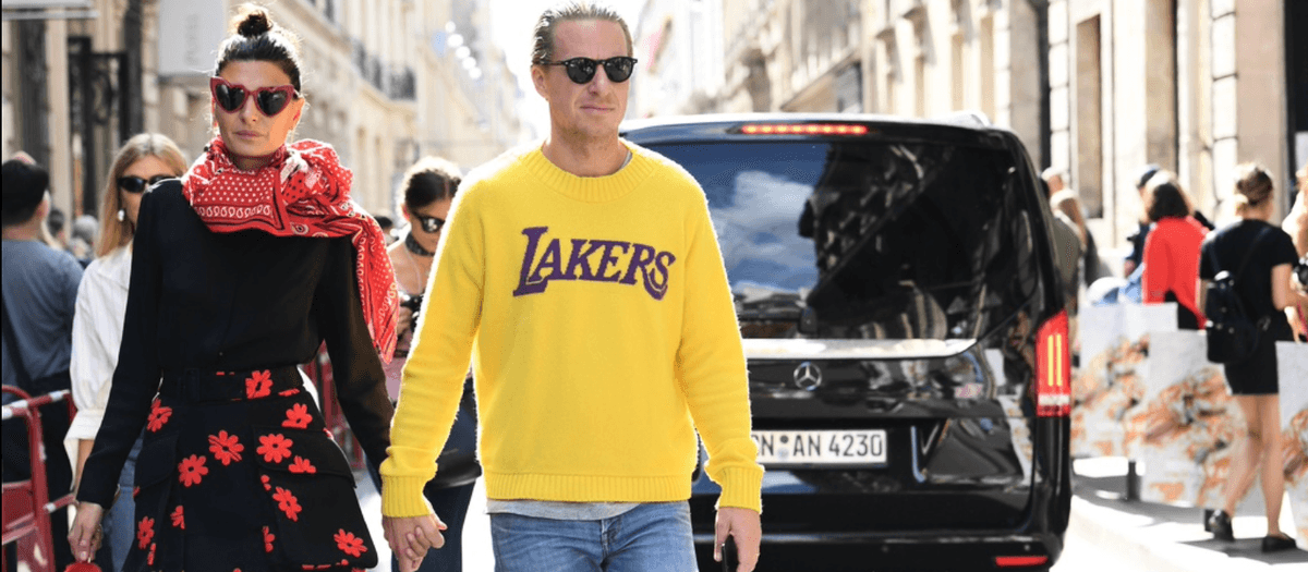 Giovanna Battaglia och Oscar Engelbert, sommaren 2018 vid Paris Fashion Week. Foto: TT