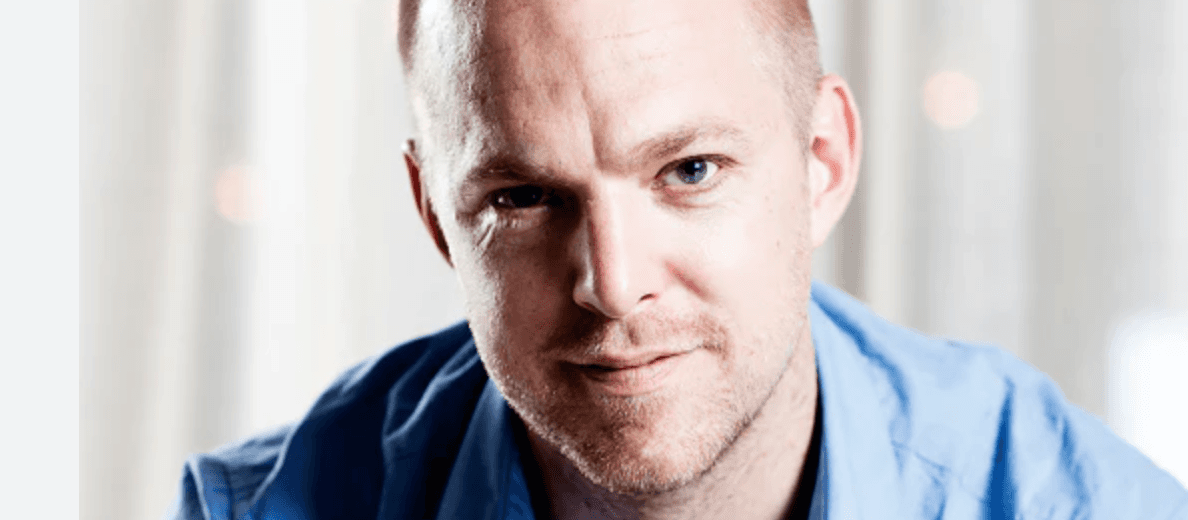 Matvloggaren Johan Hedberg tillträder som Åsös vd från och med idag.