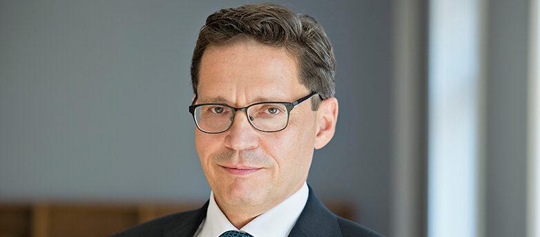 "Bankerna måste kunna ha förtroende för att de uppgifter som Bolagsverket registrerar är korrekta och motsvarar verkliga förhållanden", säger Bankföreningens vd Hans Lindberg.