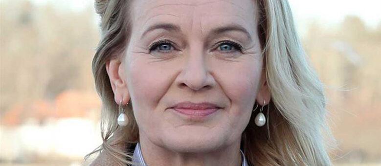 Carina Åkerström.