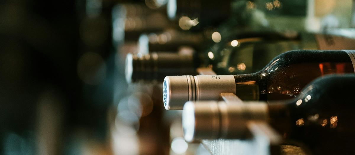 Alkoholjätten säljer vingårdar – konsumtionen av vin pekar nedåt